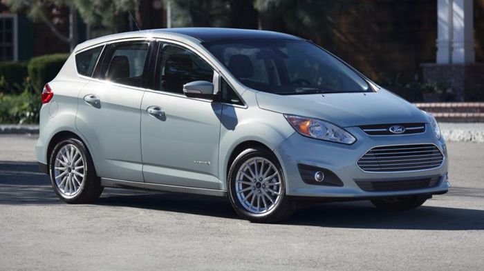Το νέο C-Max hybrid θα διαθέτει μια σειρά αναβαθμίσεων και βελτιώσεων (σε σχέση με το τρέχον μοντέλο), ώστε να «πιάσει» τα standards οικονομίας και «ο